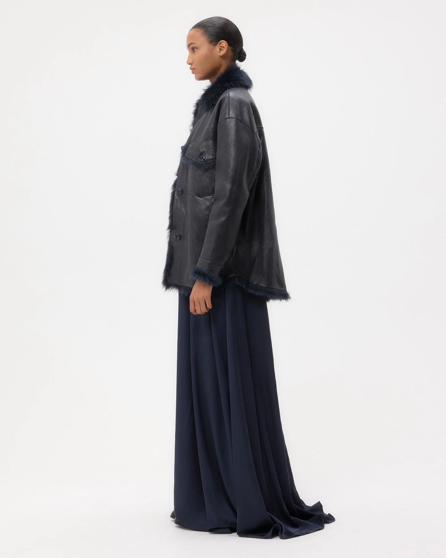 Reversible Aspen Jacket in Shearling - Image 5