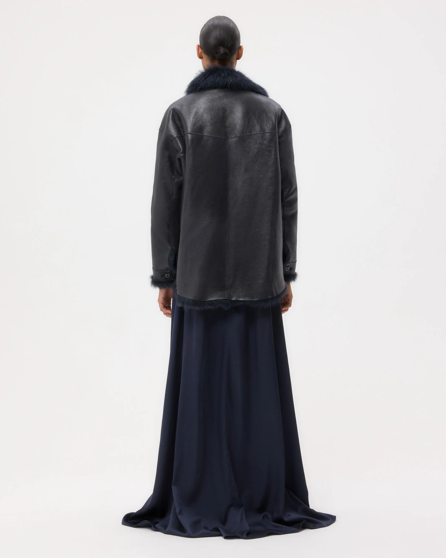 Reversible Aspen Jacket in Shearling - Image 6