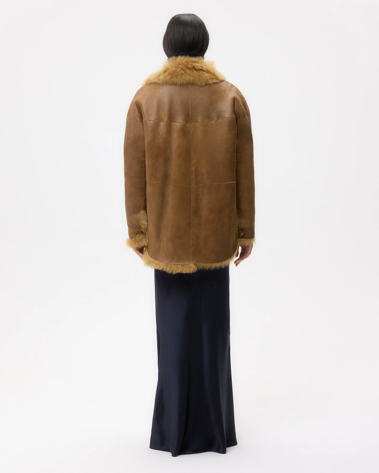 Reversible Aspen Jacket in Shearling - Image 6