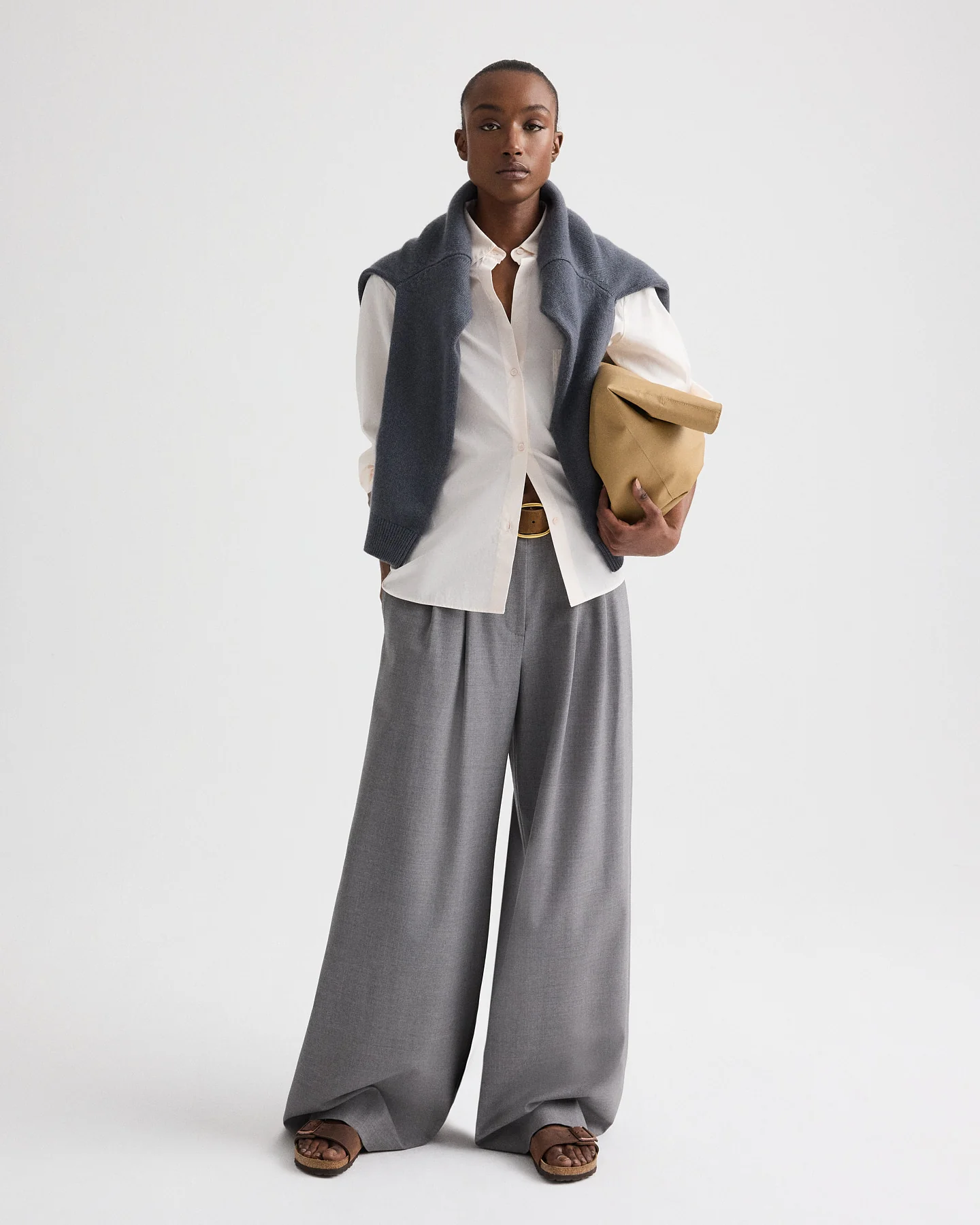 Avery Pant in Soft Finish Stretch Wool - Image 4