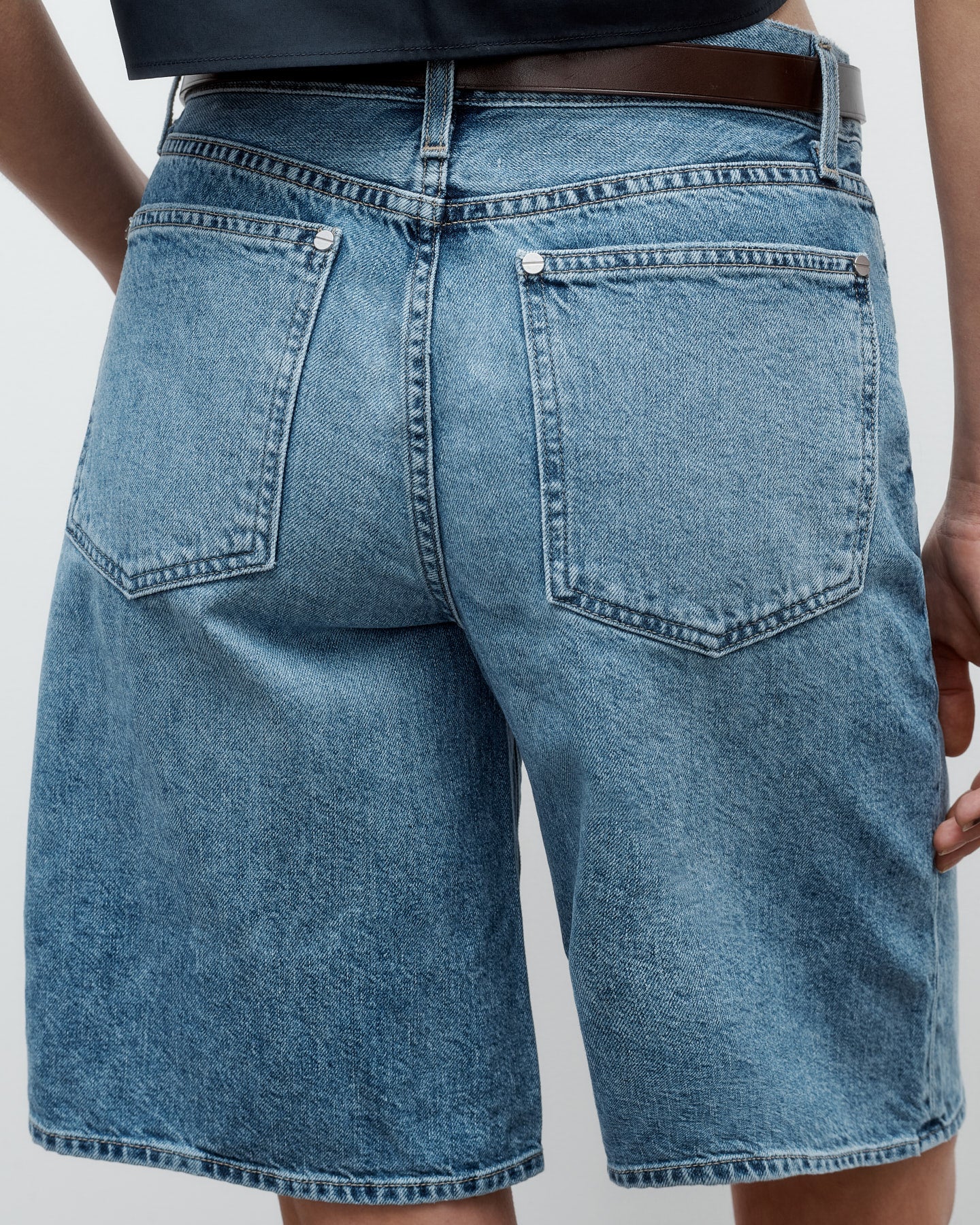 Bennie Short in Vintage Denim - Image 5