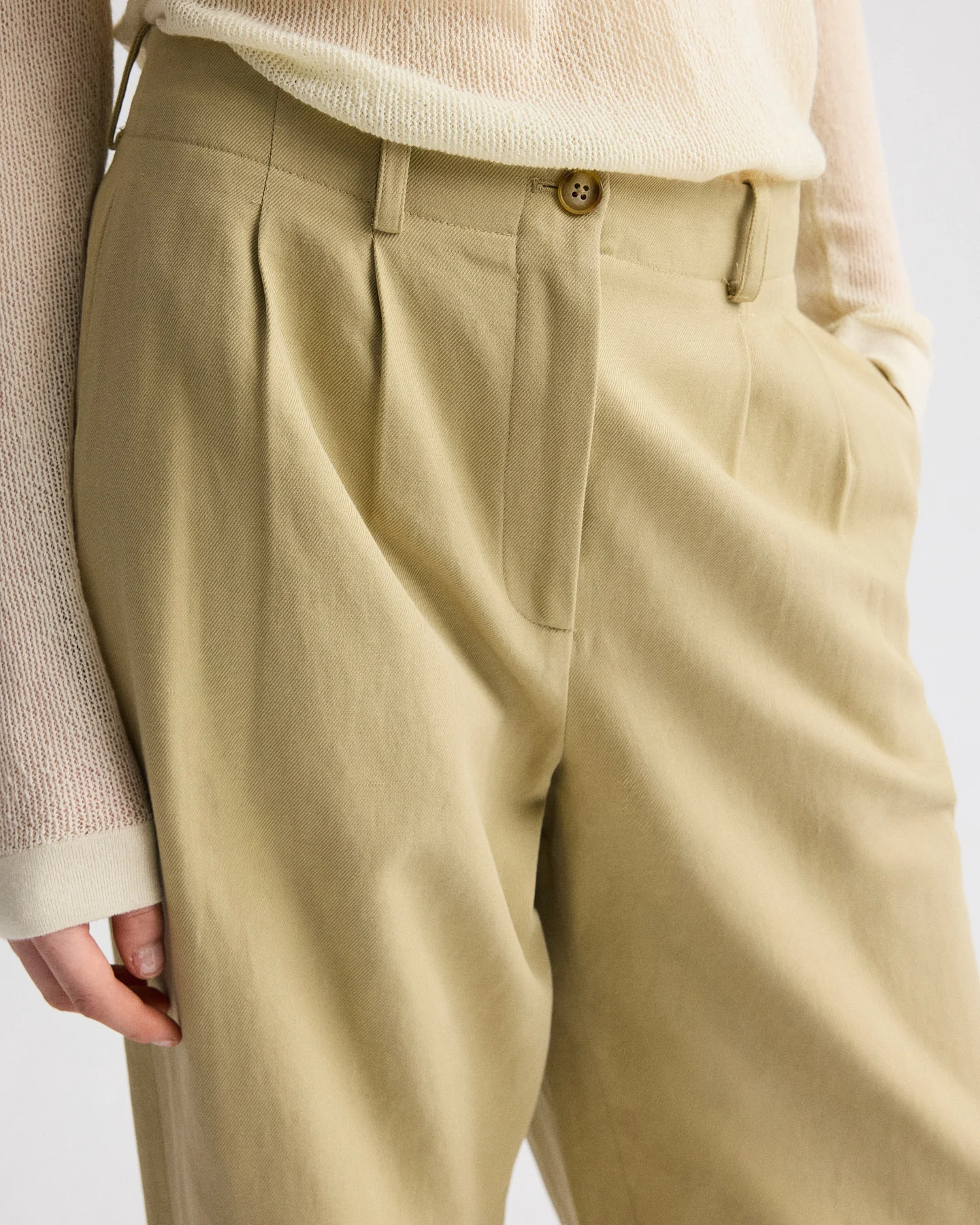 Delilah Pant in Cotton Linen Twill - Image 4