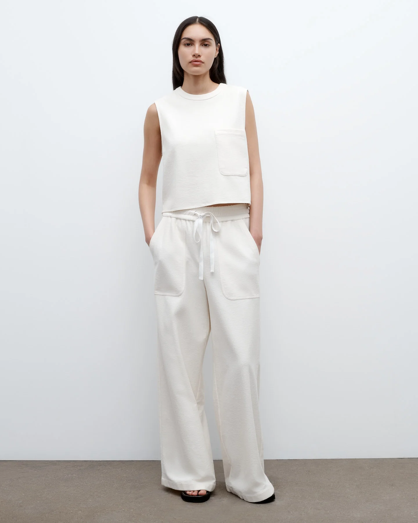 Cropped Muscle Tank in French Terry - Image 5