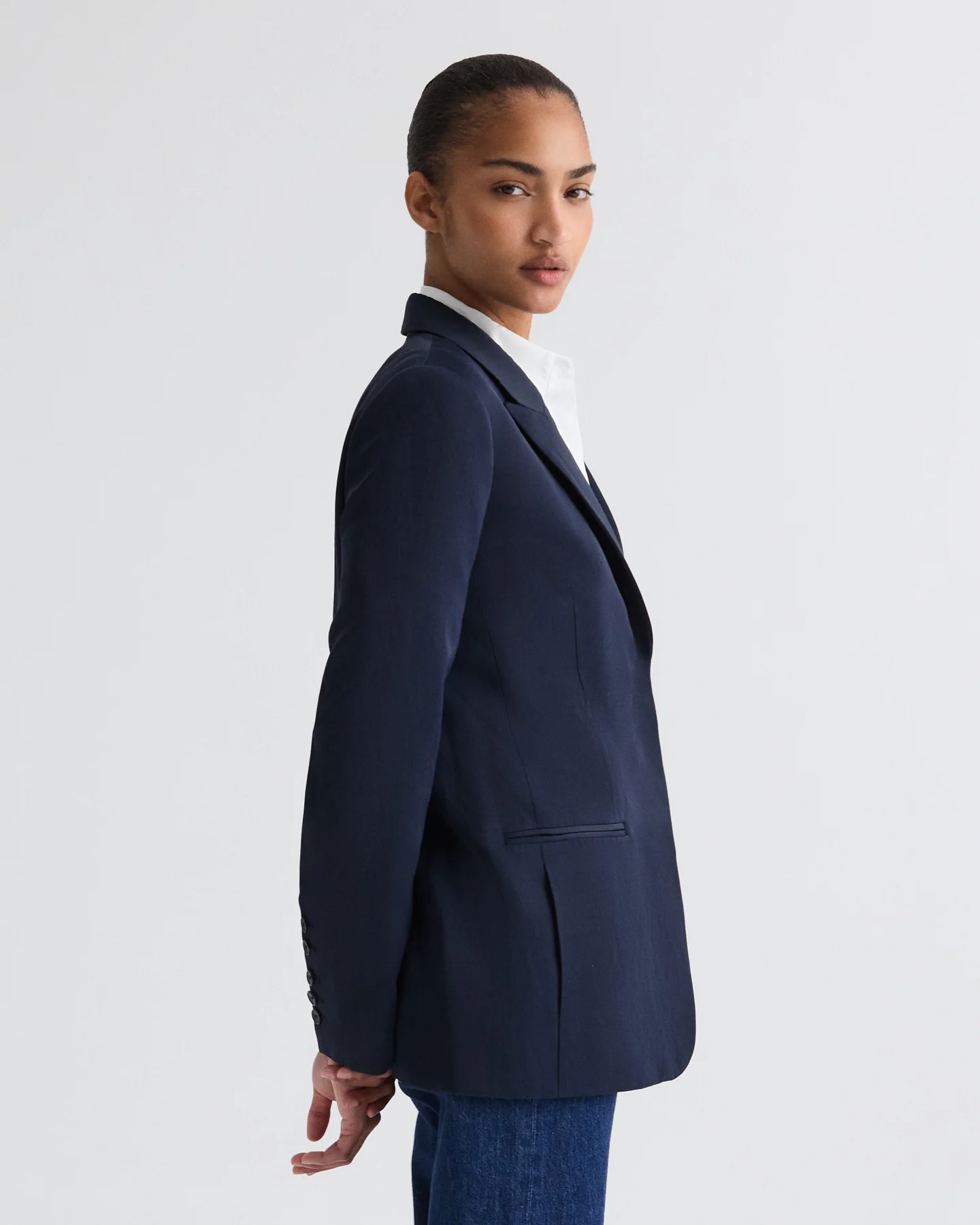 Sweetpea Blazer in Coated Viscose Linen - Image 4
